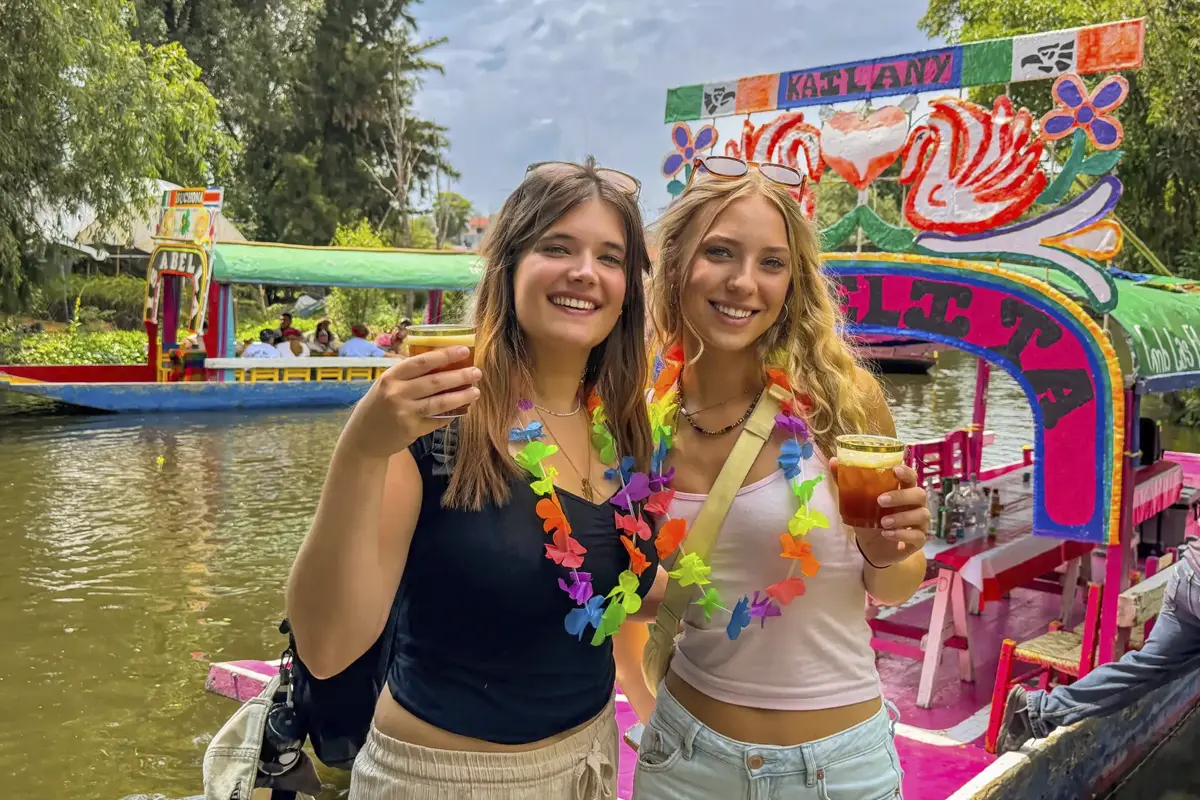 GYG-875149-Xochimilco-Degustacion-de-Tequila