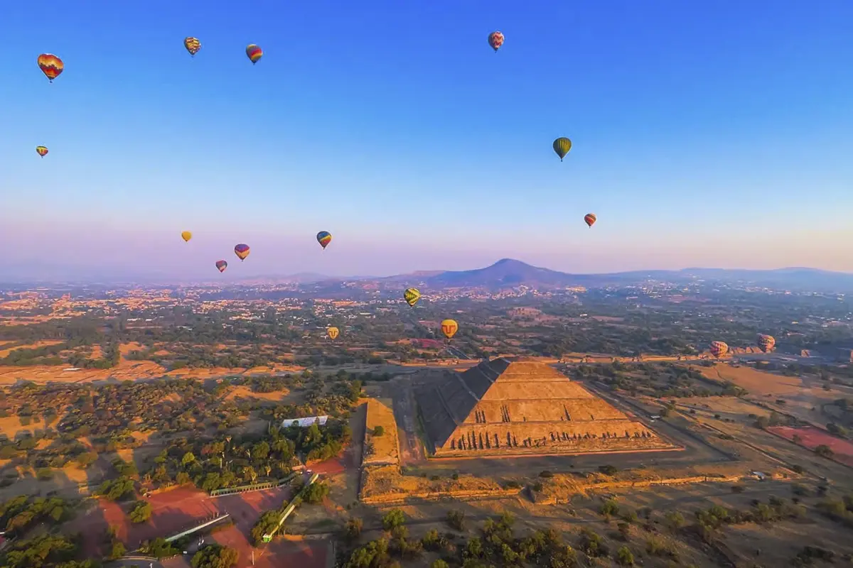 GYG-926354-Globo-Aerostatico-Teotihuacan