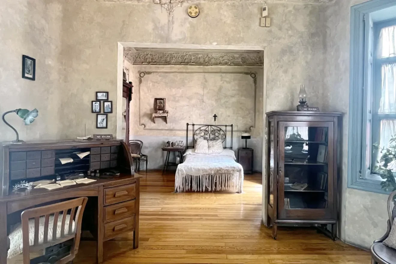 casa-del-poeta-ramon-lopez-velarde
